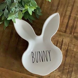 Rae Dunn Inspired BUNNY dish